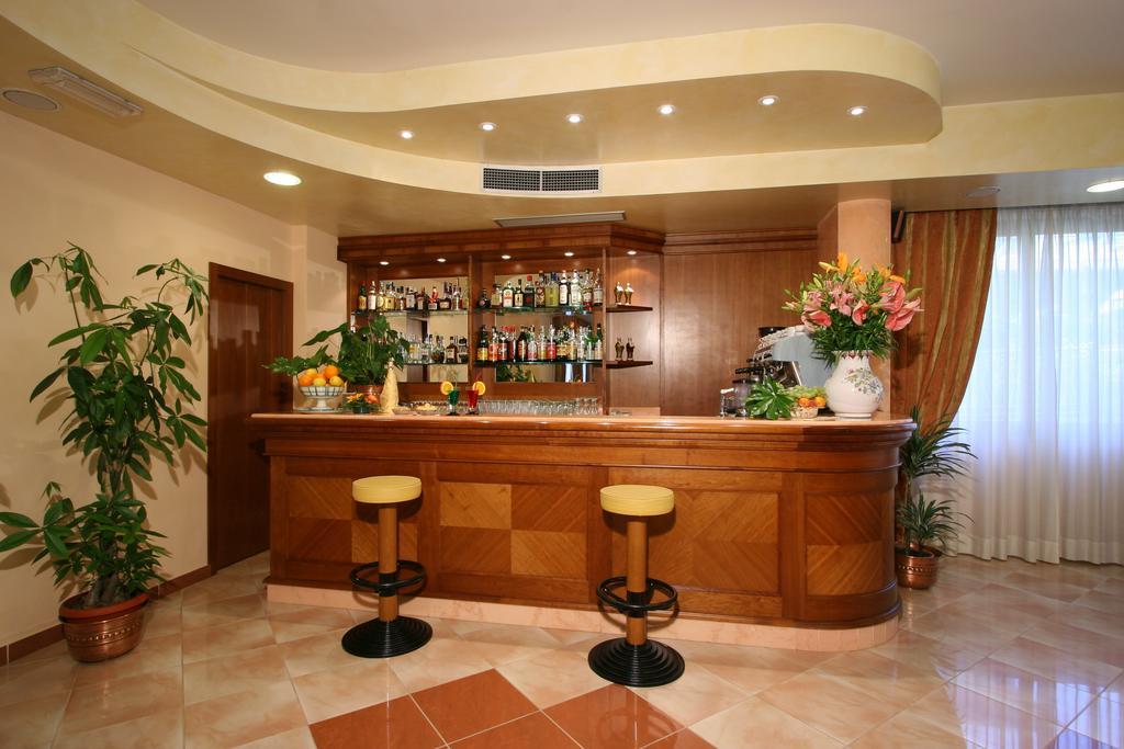 Hotel Villa Luca Chianciano Terme Kültér fotó
