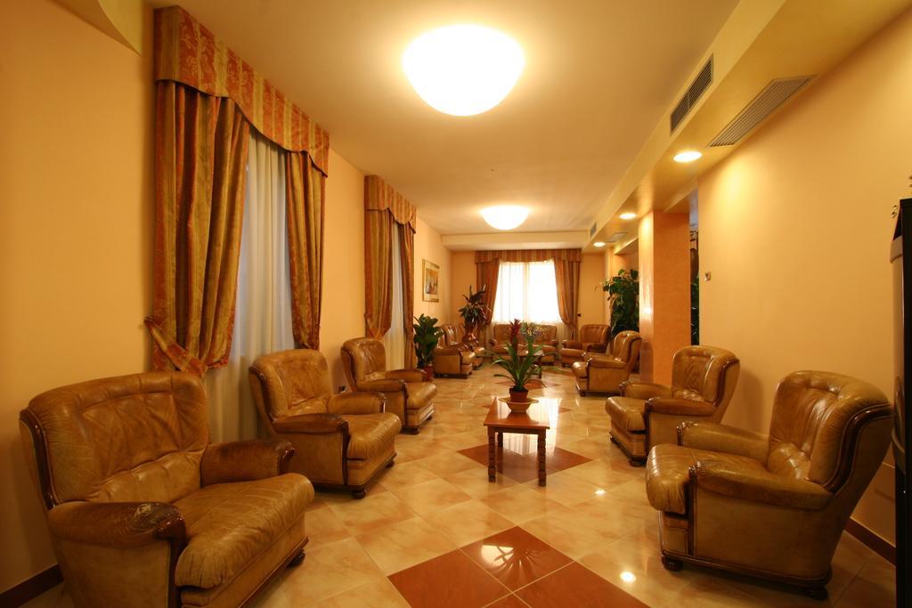 Hotel Villa Luca Chianciano Terme Kültér fotó