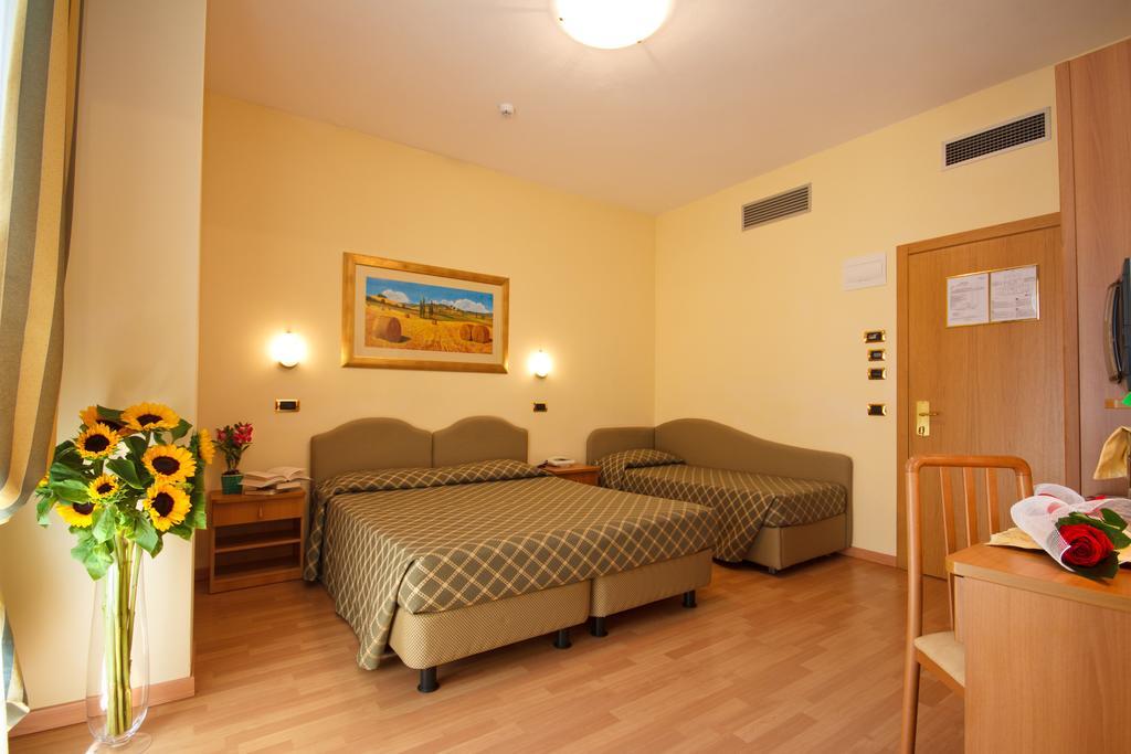 Hotel Villa Luca Chianciano Terme Kültér fotó