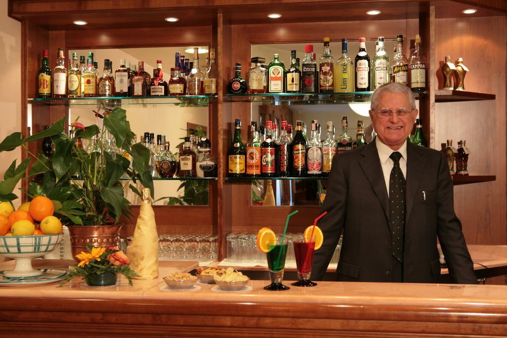 Hotel Villa Luca Chianciano Terme Kültér fotó